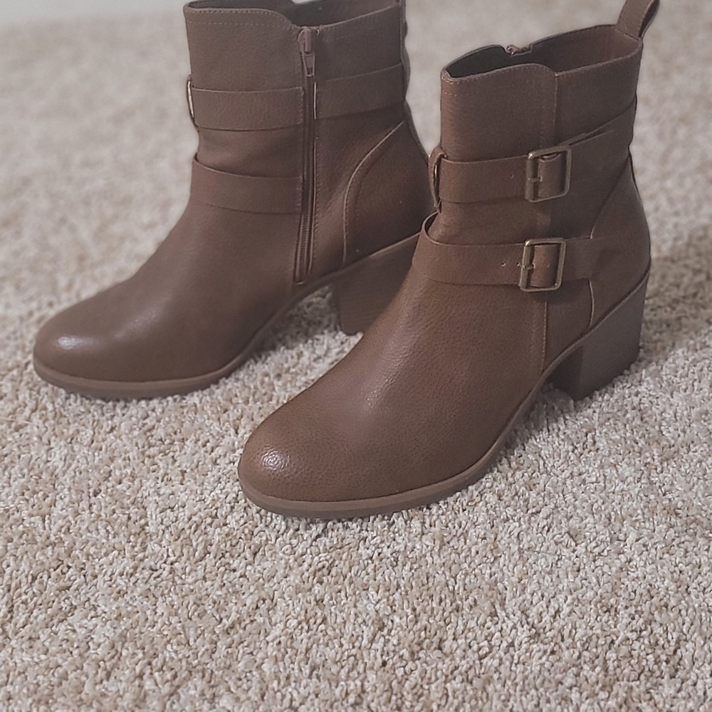 Maurice Boots Brown